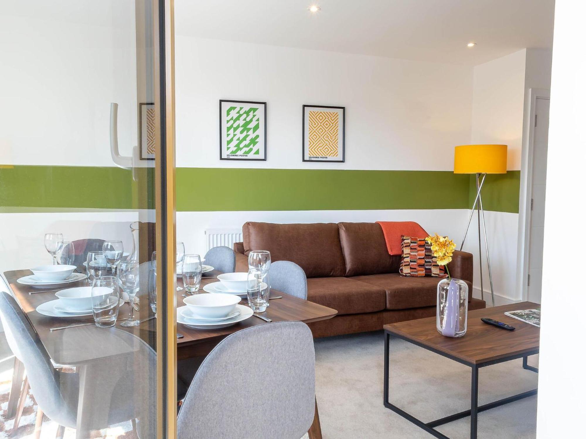 Modern Apartments With Balcony In Merton Near Wimbledon By Sojo Stay Mitcham Exterior foto